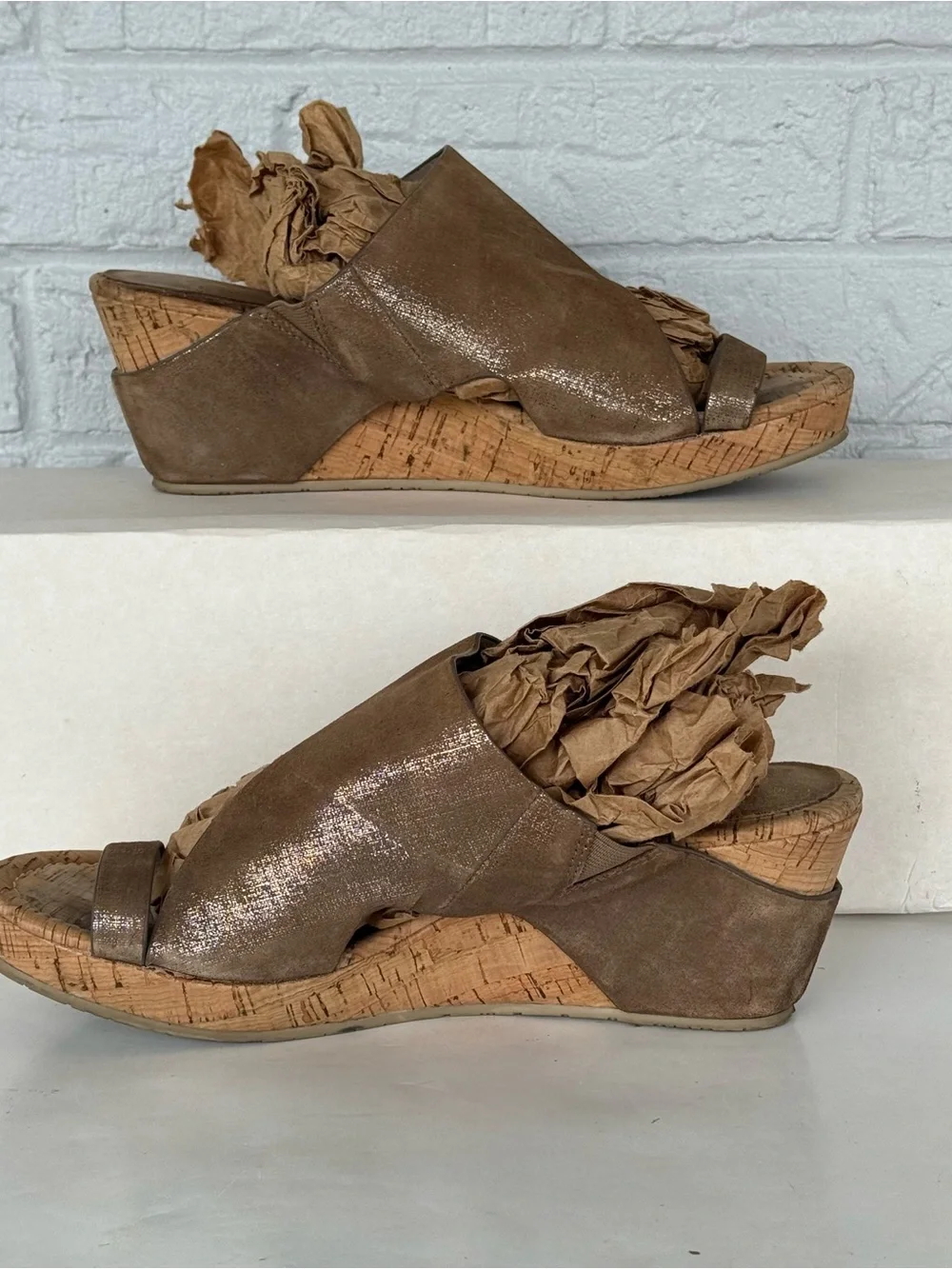 Metallic Donald Pliner Gyer Wedge Sandals Bundle Women's 8.5